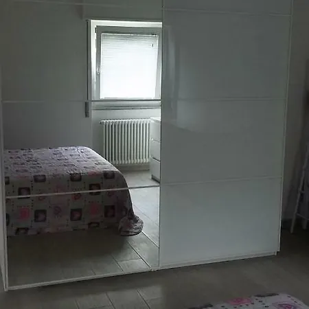 Sissi House Flowers غْرافيدونا
